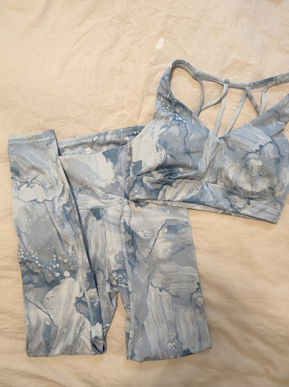 Matching Blue Marble All in Motion Sports Bra and Leggings Set with Pockets, S